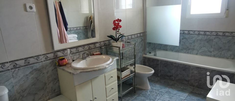 House 5 bedrooms of 300 m² in Monte Zenia (03189)