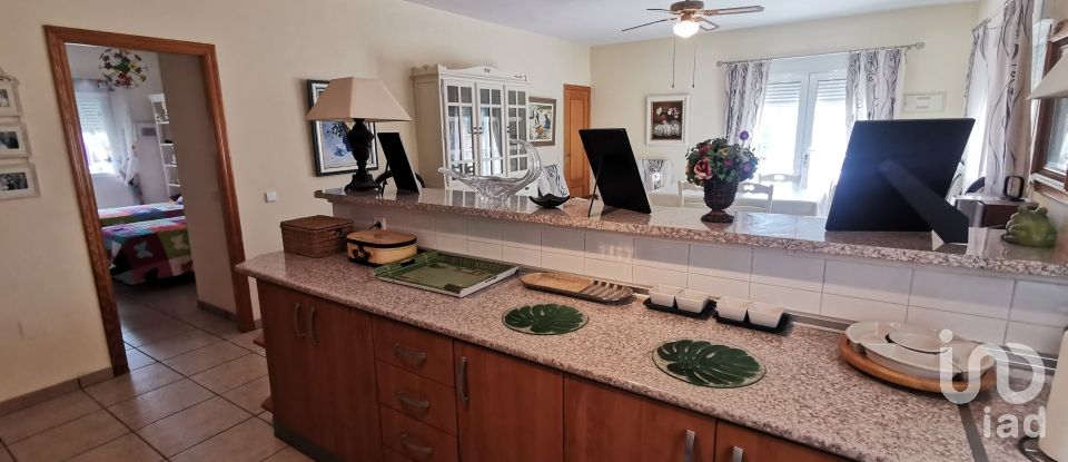 House 5 bedrooms of 300 m² in Monte Zenia (03189)