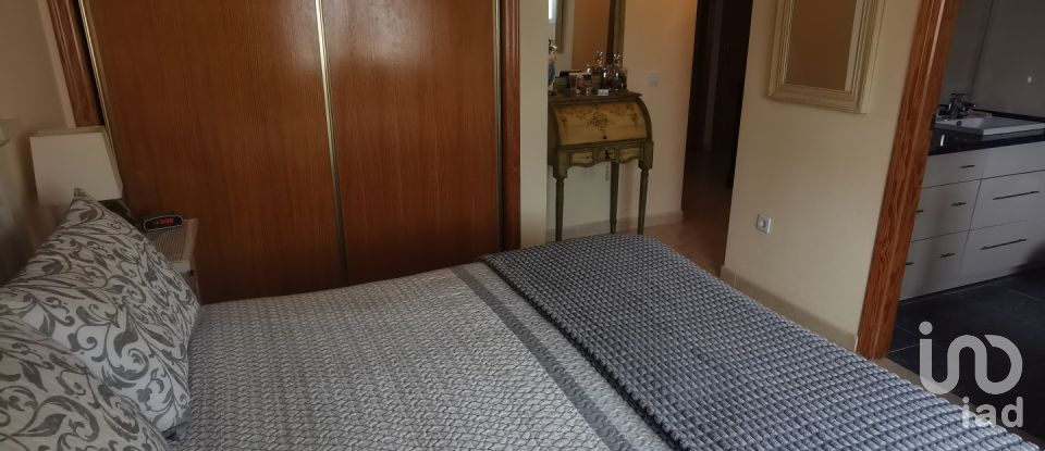 House 5 bedrooms of 300 m² in Monte Zenia (03189)