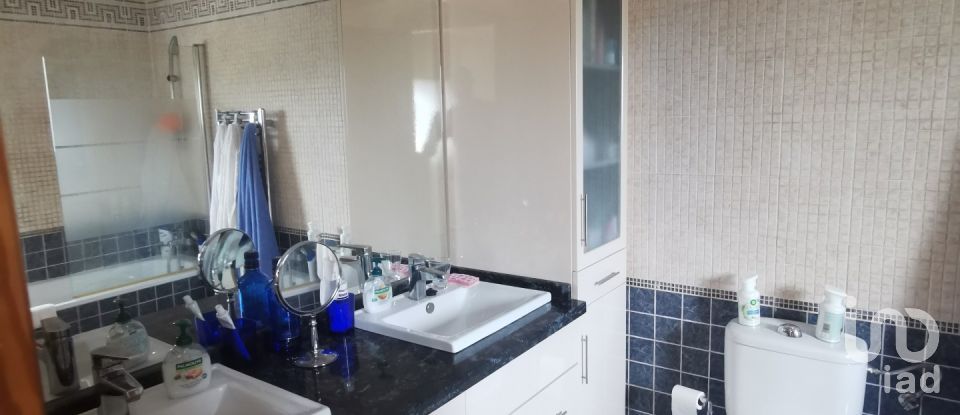 House 5 bedrooms of 300 m² in Monte Zenia (03189)