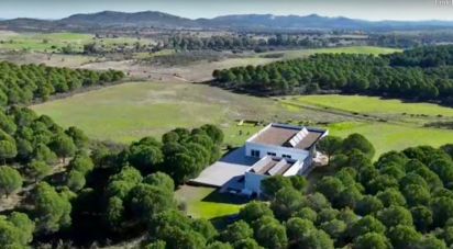 Casa 3 habitacions de 478 m² a Alburquerque (06510)