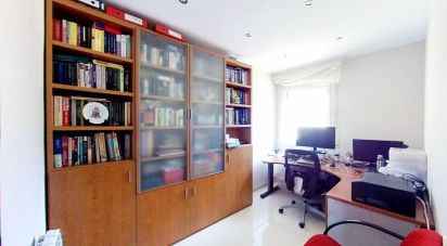 Casa 4 habitaciones de 208 m² en La Bisbal del Penedès (43717)