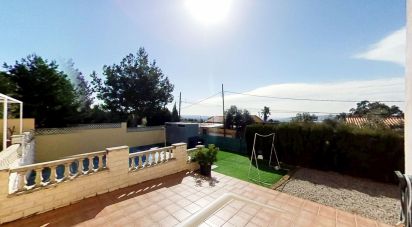 Casa 4 habitaciones de 208 m² en La Bisbal del Penedès (43717)