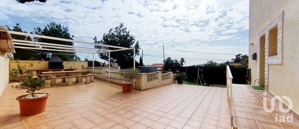 Maison 4 chambres de 208 m² à La Bisbal del Penedès (43717)