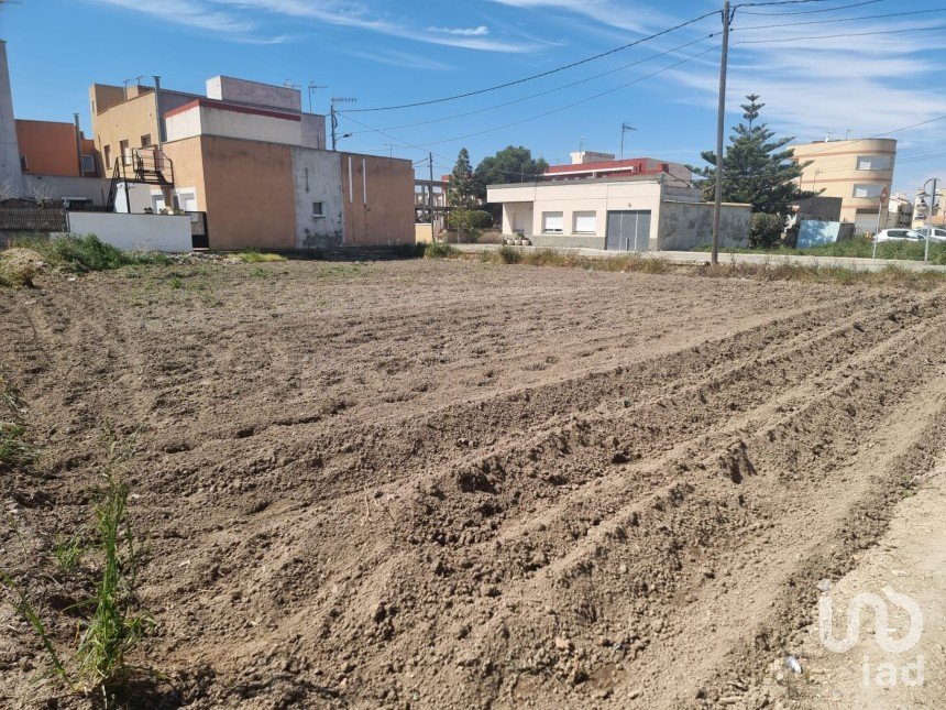 Land of 694 m² in Sant Jaume d'Enveja (43877)