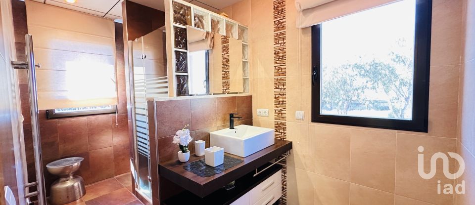 Cottage 4 bedrooms of 450 m² in La Almadraba (03560)