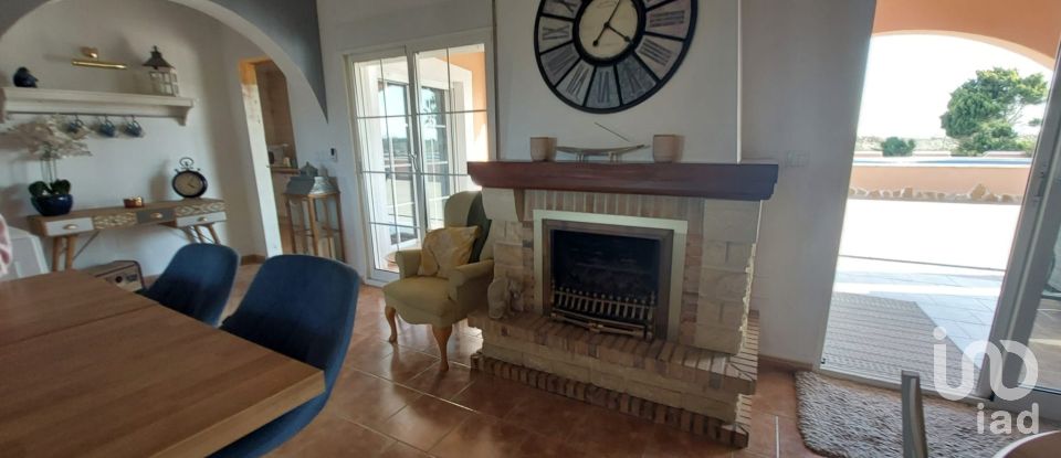 Casa de muntanya 3 habitacions de 141 m² a Dolores (03150)