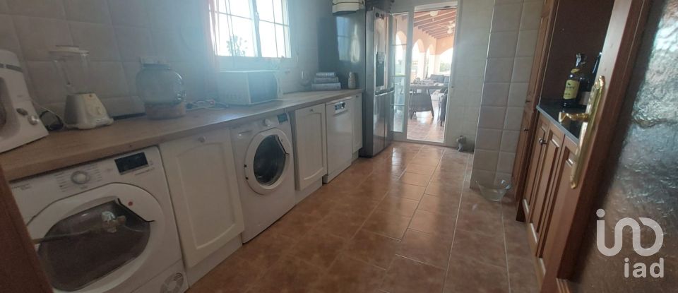 Casa de muntanya 3 habitacions de 141 m² a Dolores (03150)