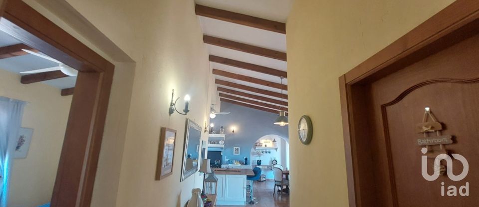 Casa de muntanya 3 habitacions de 141 m² a Dolores (03150)