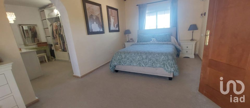 Casa de muntanya 3 habitacions de 141 m² a Dolores (03150)