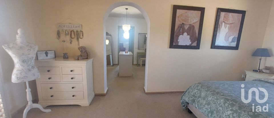 Casa de muntanya 3 habitacions de 141 m² a Dolores (03150)