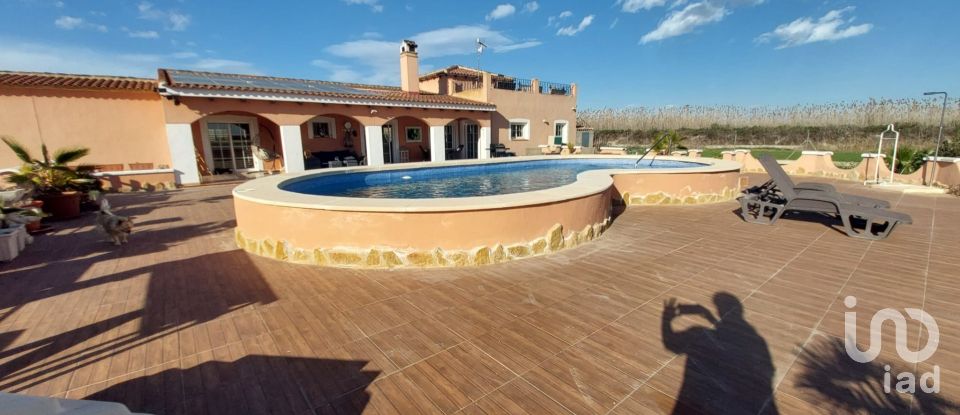 Casa de muntanya 3 habitacions de 141 m² a Dolores (03150)