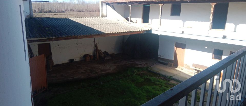 Casa 6 habitaciones de 264 m² en Santa Colomba de La Vega (24764)