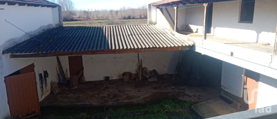 Casa 6 habitaciones de 264 m² en Santa Colomba de La Vega (24764)