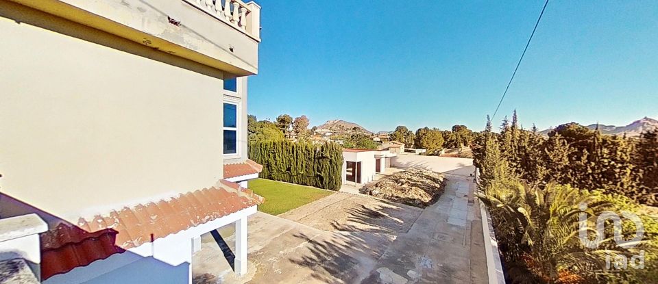 Country home 5 bedrooms of 483 m² in Novelda (03660)