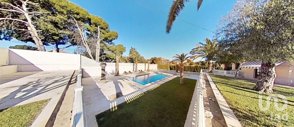 Country home 5 bedrooms of 483 m² in Novelda (03660)