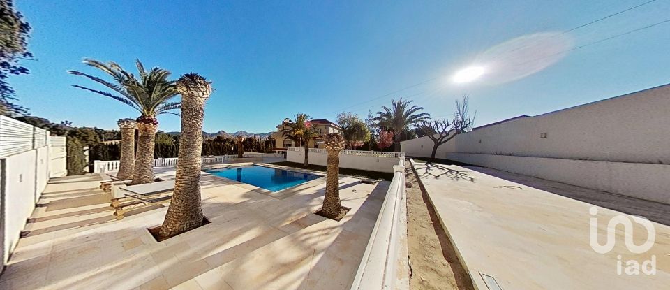 Country home 5 bedrooms of 483 m² in Novelda (03660)