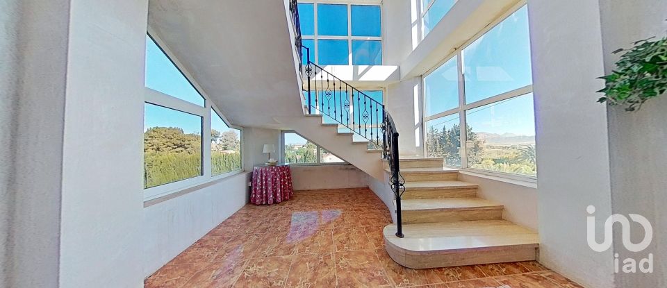 Country home 5 bedrooms of 483 m² in Novelda (03660)