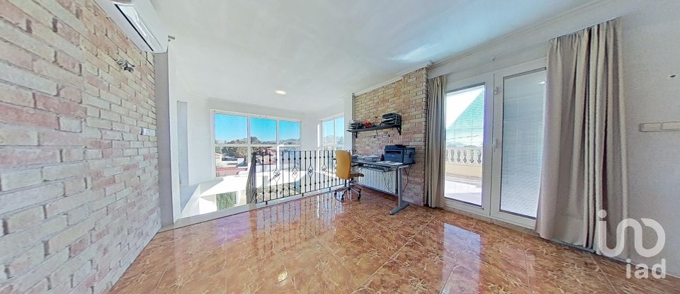 Country home 5 bedrooms of 483 m² in Novelda (03660)