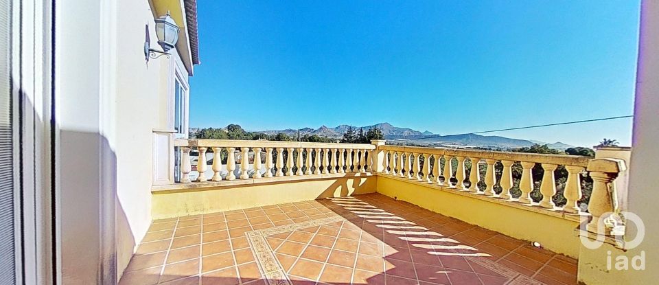 Country home 5 bedrooms of 483 m² in Novelda (03660)