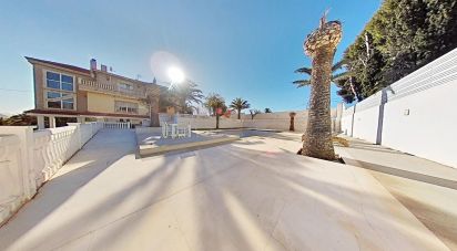 Casa rústica 5 habitaciones de 483 m² en Novelda (03660)