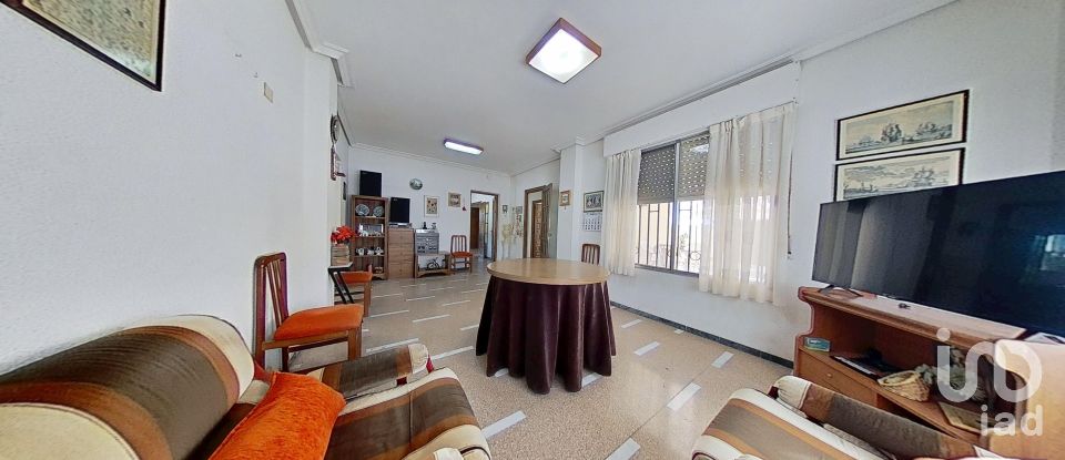 Country home 5 bedrooms of 483 m² in Novelda (03660)