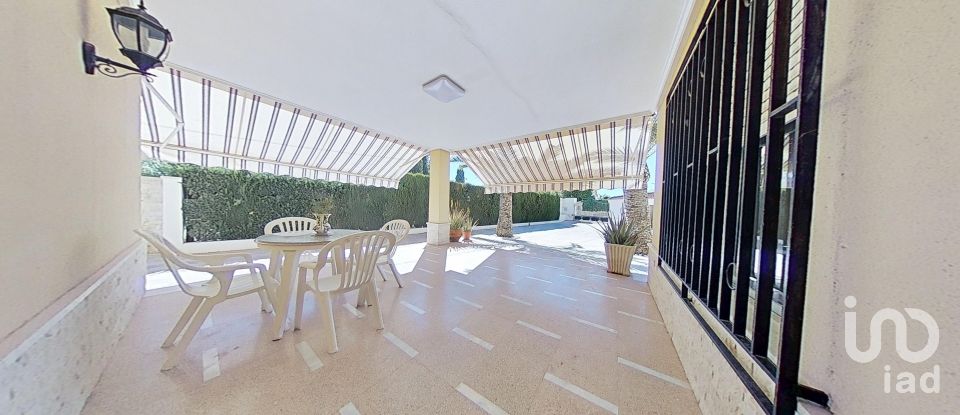 Country home 5 bedrooms of 483 m² in Novelda (03660)