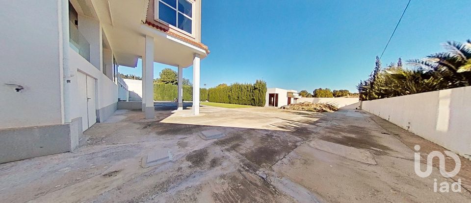 Country home 5 bedrooms of 483 m² in Novelda (03660)