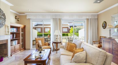 Casa 4 habitaciones de 249 m² en Altafulla (43893)