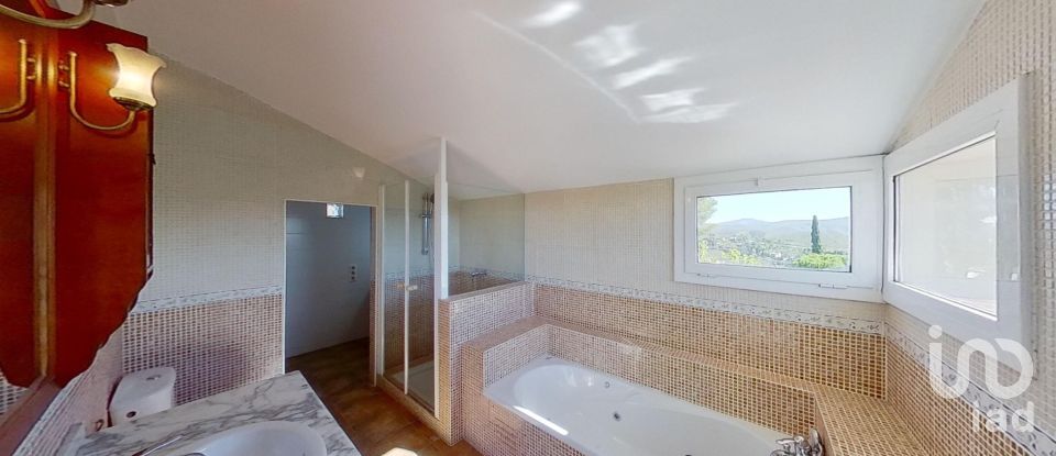 Maison 3 chambres de 297 m² à Olivella (08818)