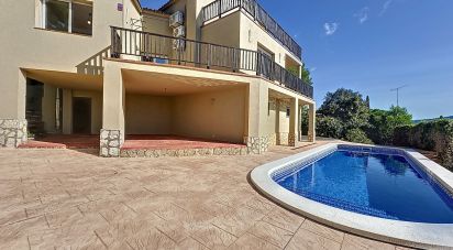 Casa 3 habitacions de 297 m² a Olivella (08818)