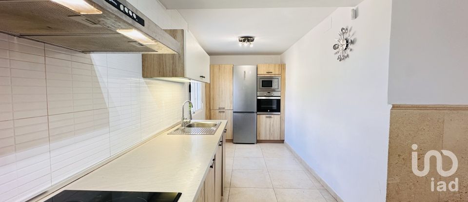 House 2 bedrooms of 160 m² in Coveta Fuma (03560)