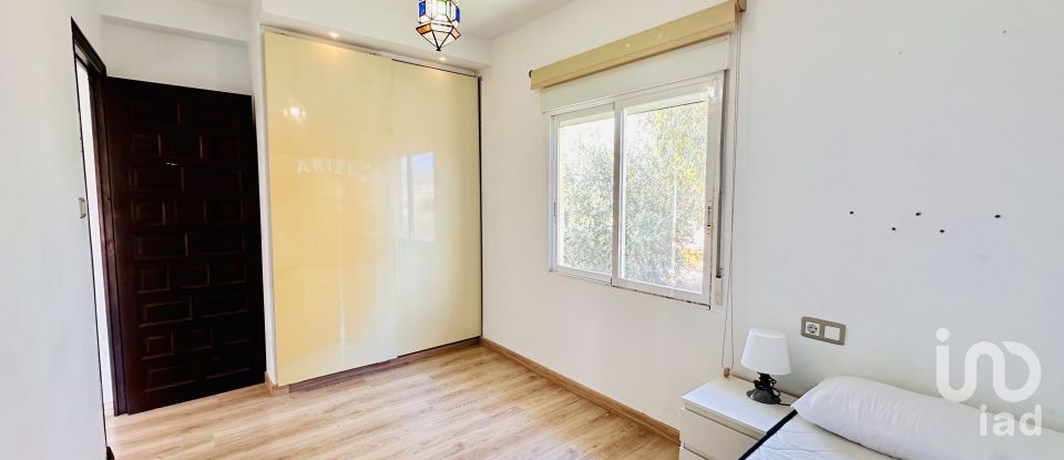 House 2 bedrooms of 160 m² in Coveta Fuma (03560)