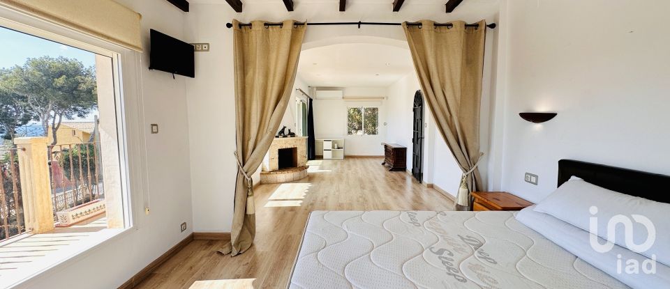 House 2 bedrooms of 160 m² in Coveta Fuma (03560)