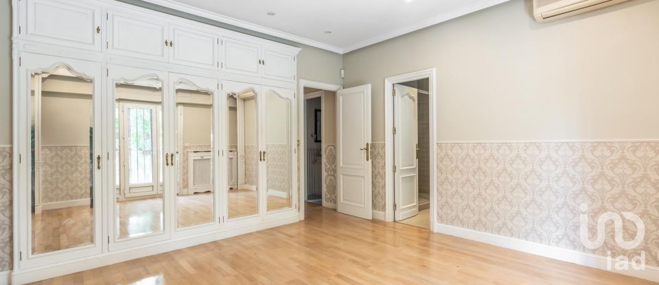 Casa de muntanya 5 habitacions de 455 m² a Madrid (28025)