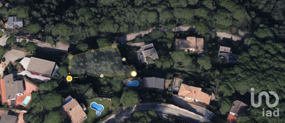 Terrain à bâtir de 852 m² à Vallgorguina (08471)