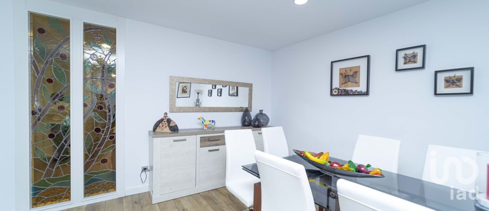 Pis 4 habitacions de 203 m² a León (24002)