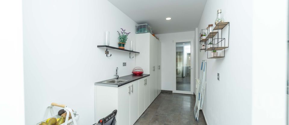 Pis 4 habitacions de 203 m² a León (24002)