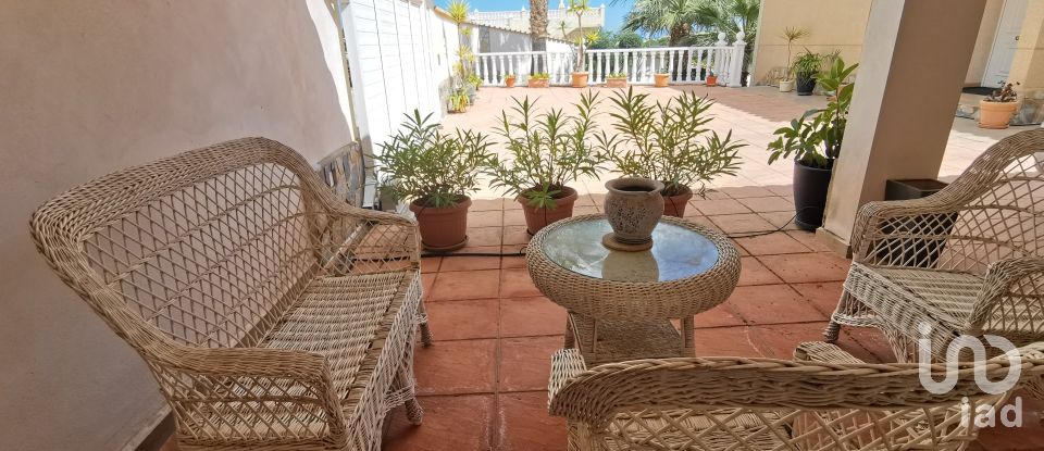 House 5 bedrooms of 300 m² in Monte Zenia (03189)