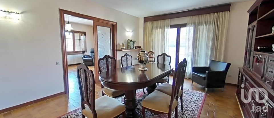 House 4 bedrooms of 375 m² in Balaguer (25600)