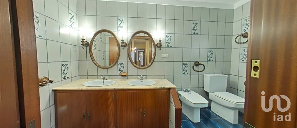 House 4 bedrooms of 375 m² in Balaguer (25600)