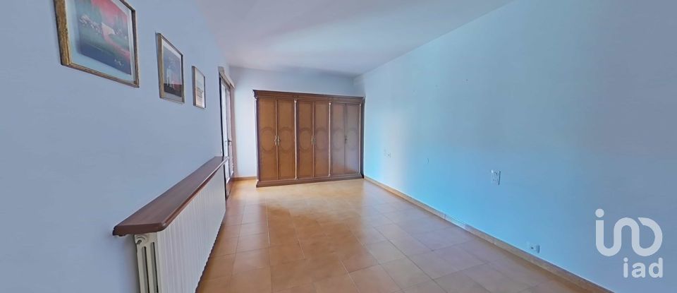 House 4 bedrooms of 375 m² in Balaguer (25600)