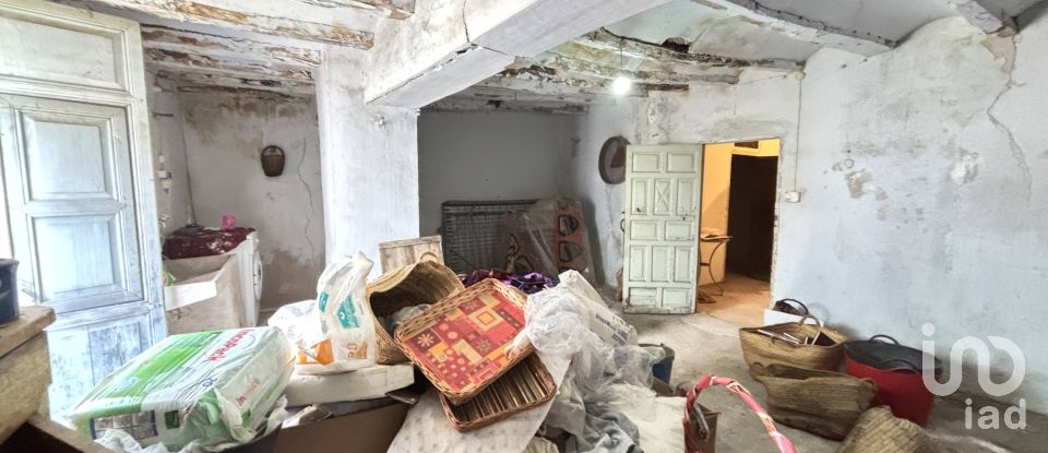 Village house 5 bedrooms of 367 m² in Castell de Castells (03793)