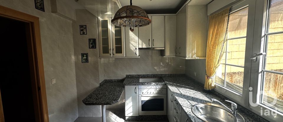 Maison 3 chambres de 210 m² à Carbajal de La Legua (24196)