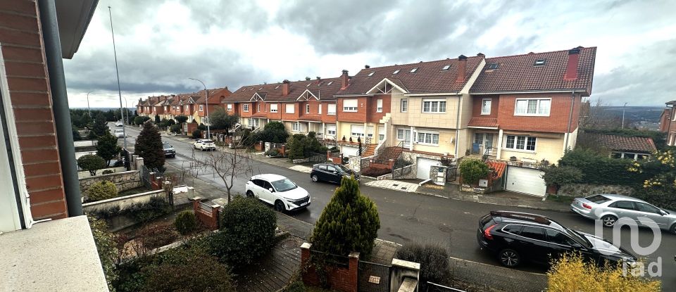 Maison 3 chambres de 210 m² à Carbajal de La Legua (24196)