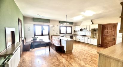 Apartment in house  6 bedrooms of 551 m² in La Nucia (03530)