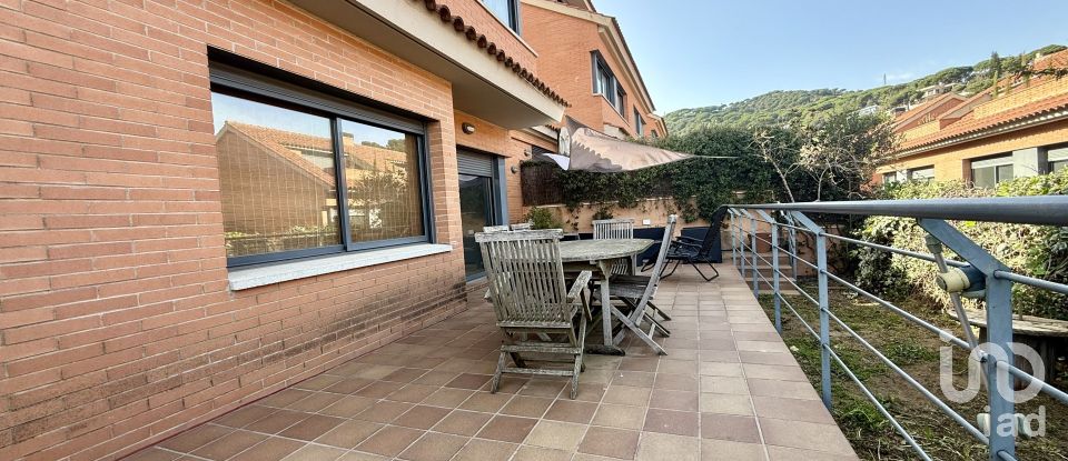 Casa 4 habitaciones de 179 m² en Sant Andreu de Llavaneres (08392)