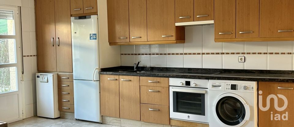 Casa 4 habitaciones de 160 m² en La Virgen del Camino (24198)