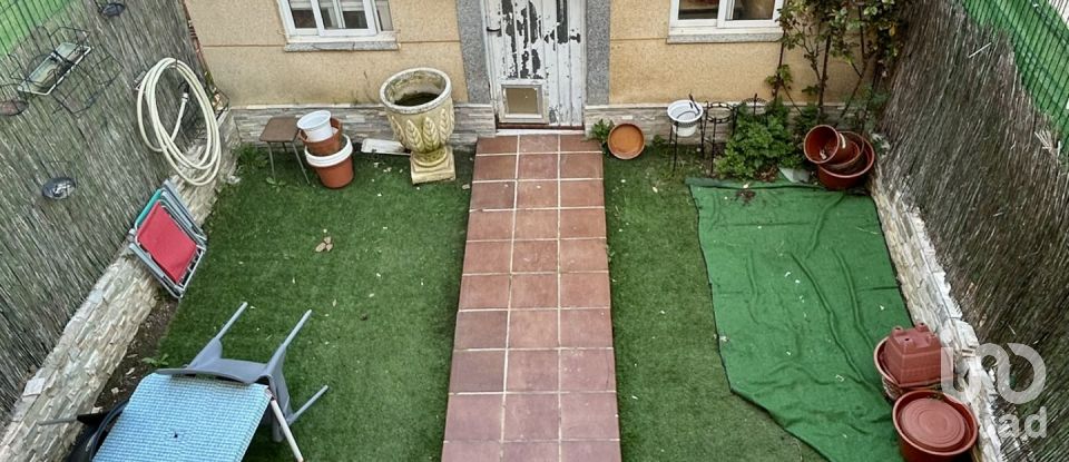 Casa 4 habitaciones de 160 m² en La Virgen del Camino (24198)