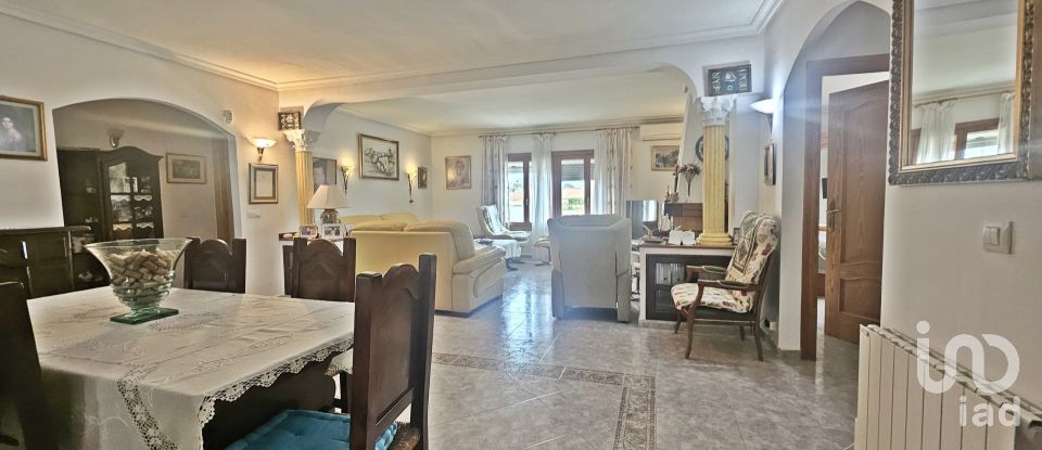 Chalet 4 habitaciones de 185 m² en Calabardina (30889)